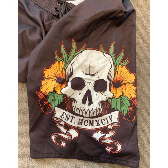 Old Navy Swim Trunks Mens XL Lined Board Shorts Skull Y2K Beach Surf Brown - Picture 3 of 8